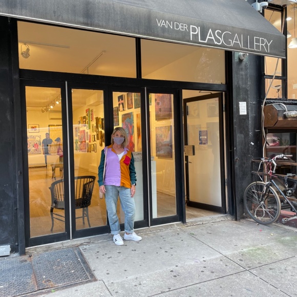 Meet your Posher, Michelle - Picture 3 of 3